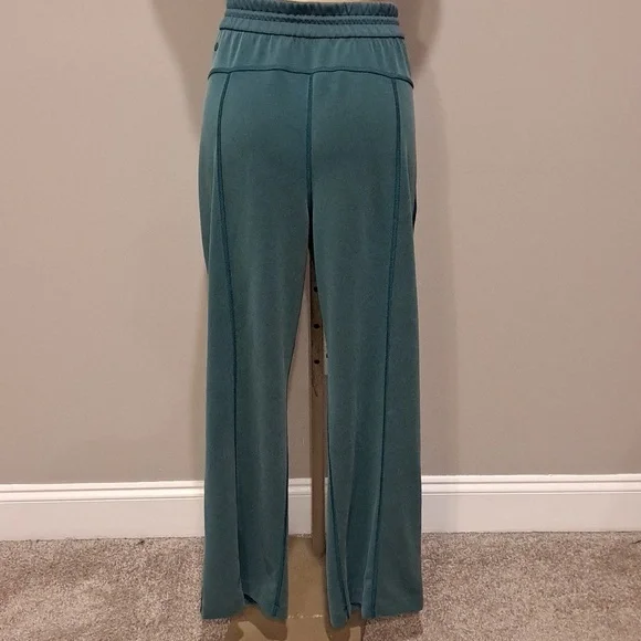 Lululemon Softstreme Midrise Dark Forest Drawstring Pants - Picture 4 of 8